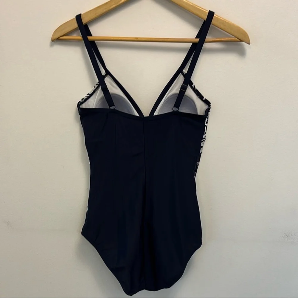 KRISTA floral Black & white one piece Bathing suit padded cups v-neck size 8 - Picture 4 of 12